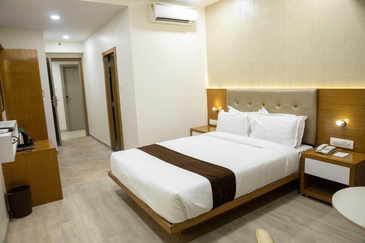 Hotel Grace Galaxy Mumbai Exterior foto